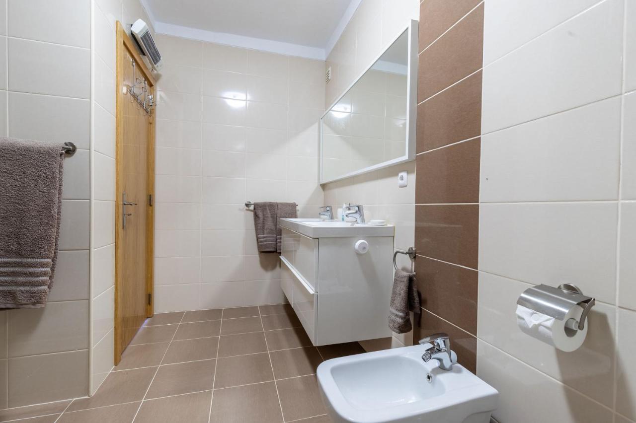 Lovely One Bedroom Apartment In 알보르 외부 사진