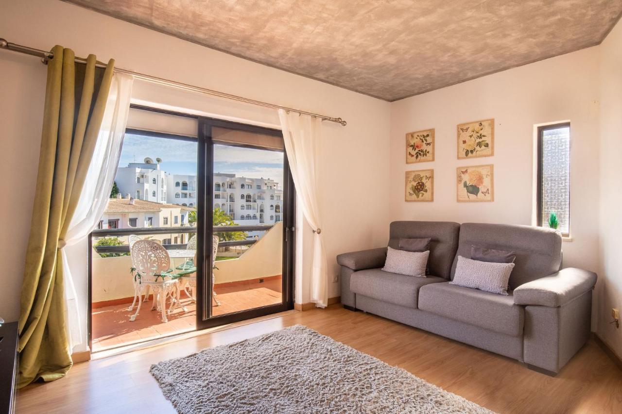 Lovely One Bedroom Apartment In 알보르 외부 사진